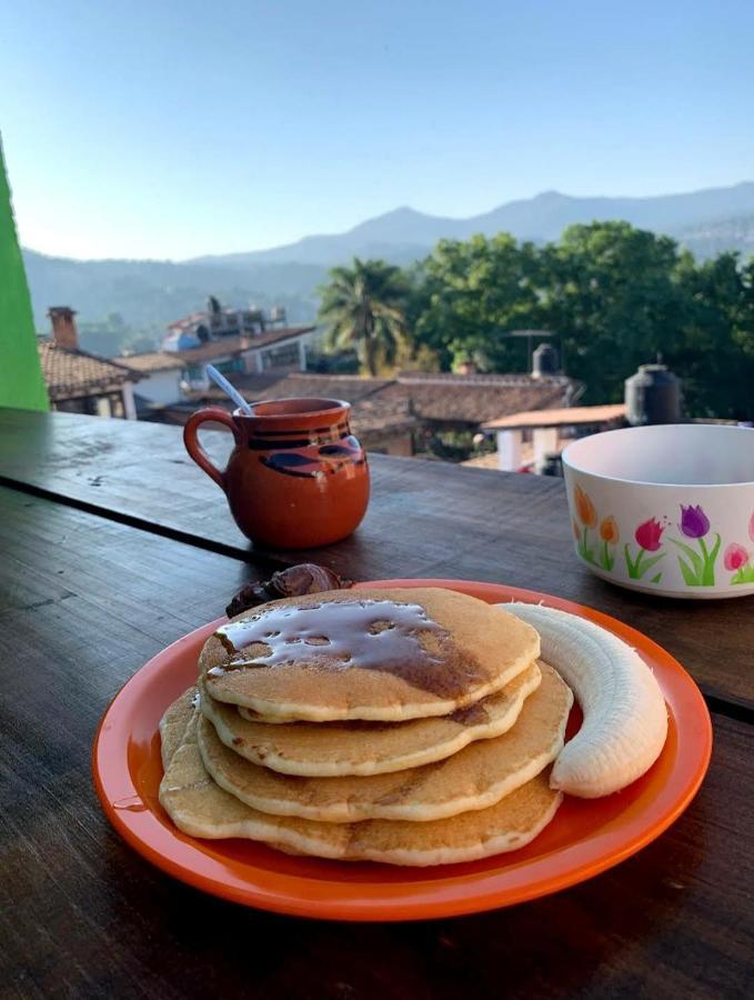 Hostal El Alebrije Valle de Bravo Zewnętrze zdjęcie