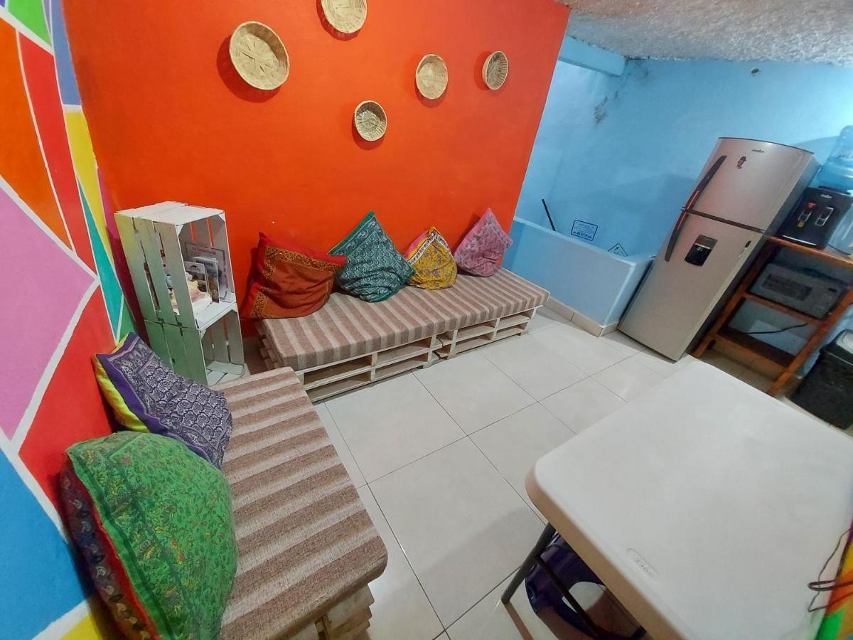 Hostal El Alebrije Valle de Bravo Zewnętrze zdjęcie