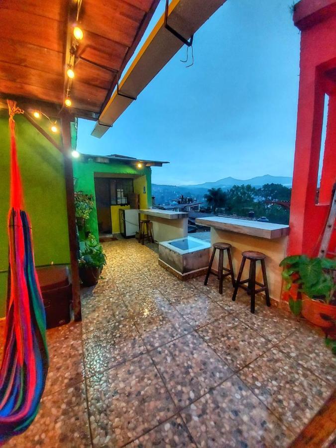Hostal El Alebrije Valle de Bravo Zewnętrze zdjęcie
